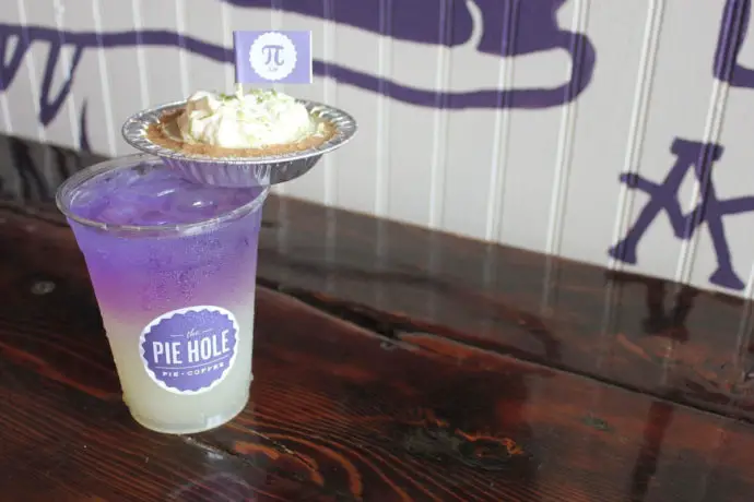 Pie Hole Einstein Blue Lemonade