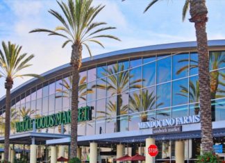 Mendocino Farms Inside Whole Foods Market