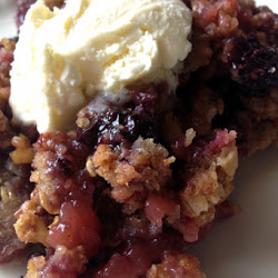 Apple Blackberry Crumble