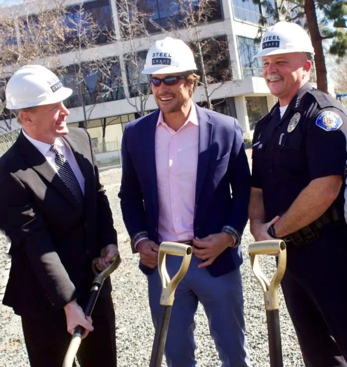 SteelCraft Groundbreaking GardenGroveMayor TeemuSelanne Police Chief