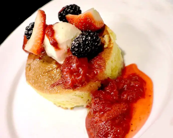 Selanne Steak Tavern Pancake Souffle