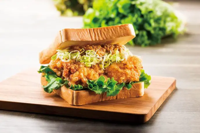 Karayama Goku Dar Chicken Sandwich