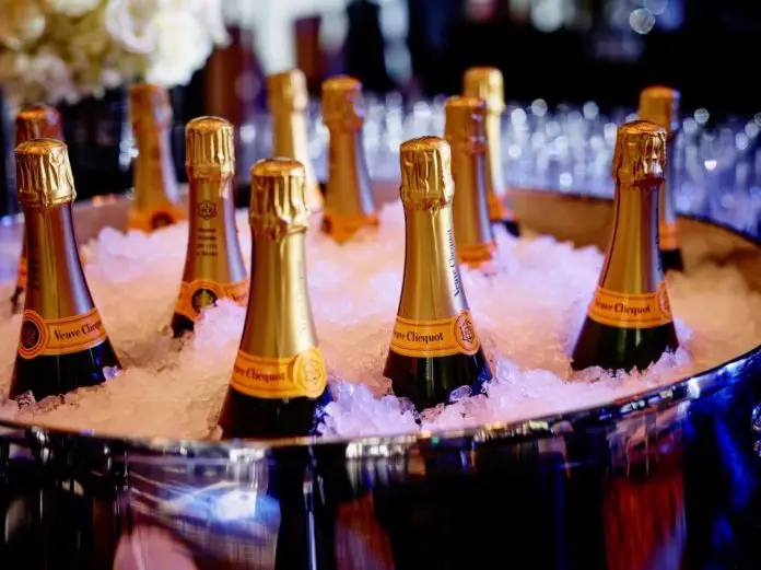 MLB Lifestyle NYE Champagne (1)