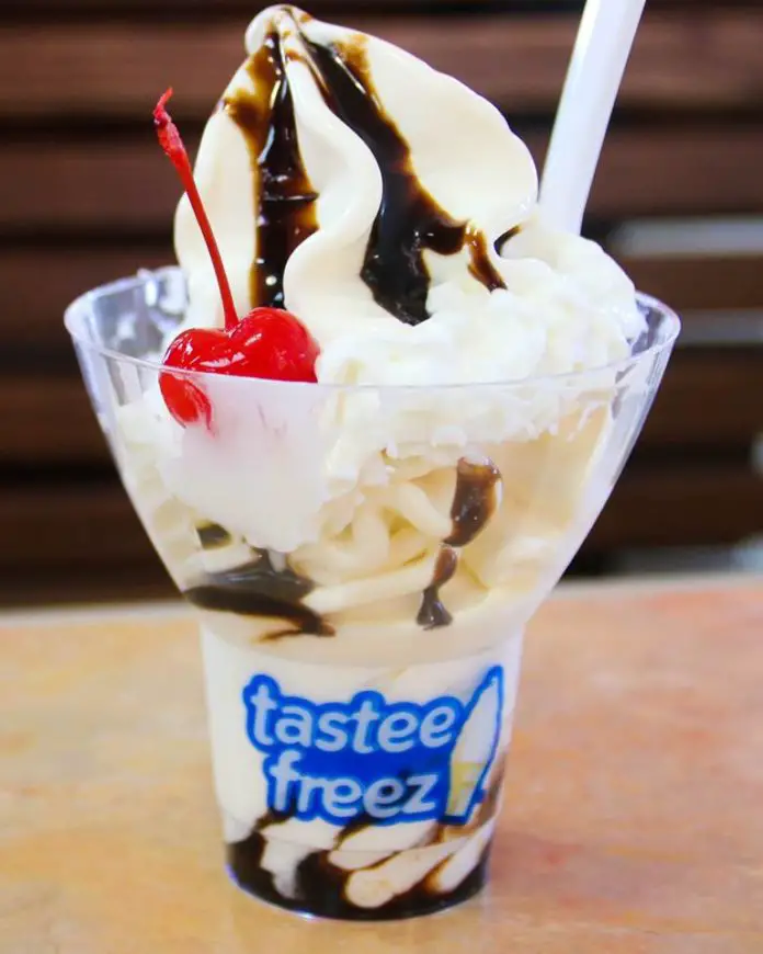 Wienerschnitzel Tastee Freeze Sundae