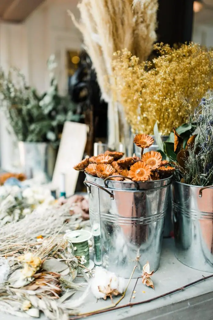 Holiday Wreath Bar