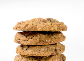 Hotel Maya For The First Time, DoubleTree By Hilton Reveals Official Chocolate Chip Cookie Recipe Stack Photo (1)